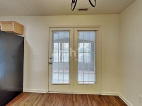 3521 Chandler Cove Way, Unit 121 in Antioch, TN - Foto de edificio - Building Photo