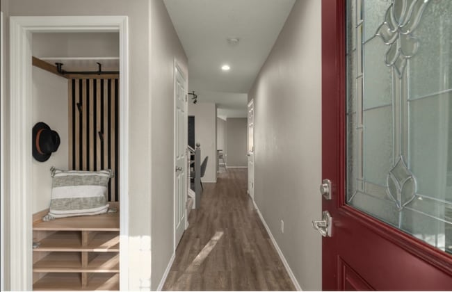 1328 NE Parkside Dr in Hillsboro, OR - Building Photo - Building Photo