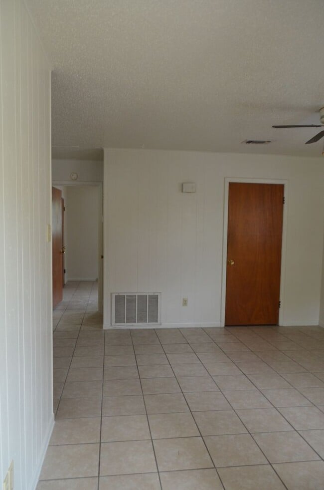 303 E Avenue A in Copperas Cove, TX - Building Photo - Building Photo