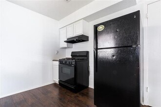 6005 Hogan Ave in Austin, TX - Building Photo - Building Photo