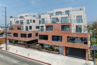 Taglyan Luxury Apartments in Los Angeles, CA - Building Photo - Building Photo