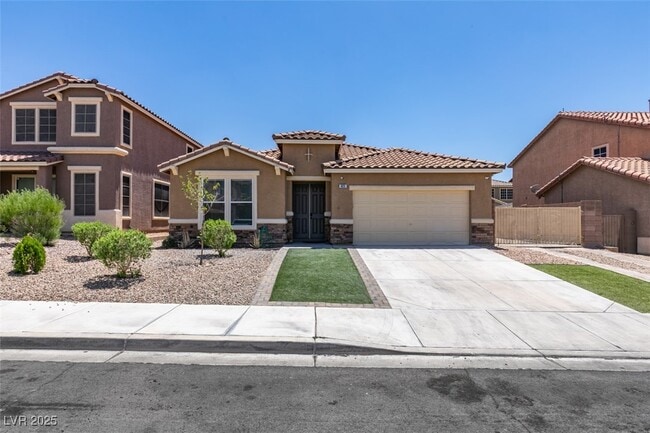 property at 823 Wintersweet Rd