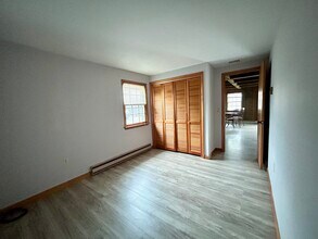 120 Mountain Rd in Seymour, CT - Building Photo - Building Photo