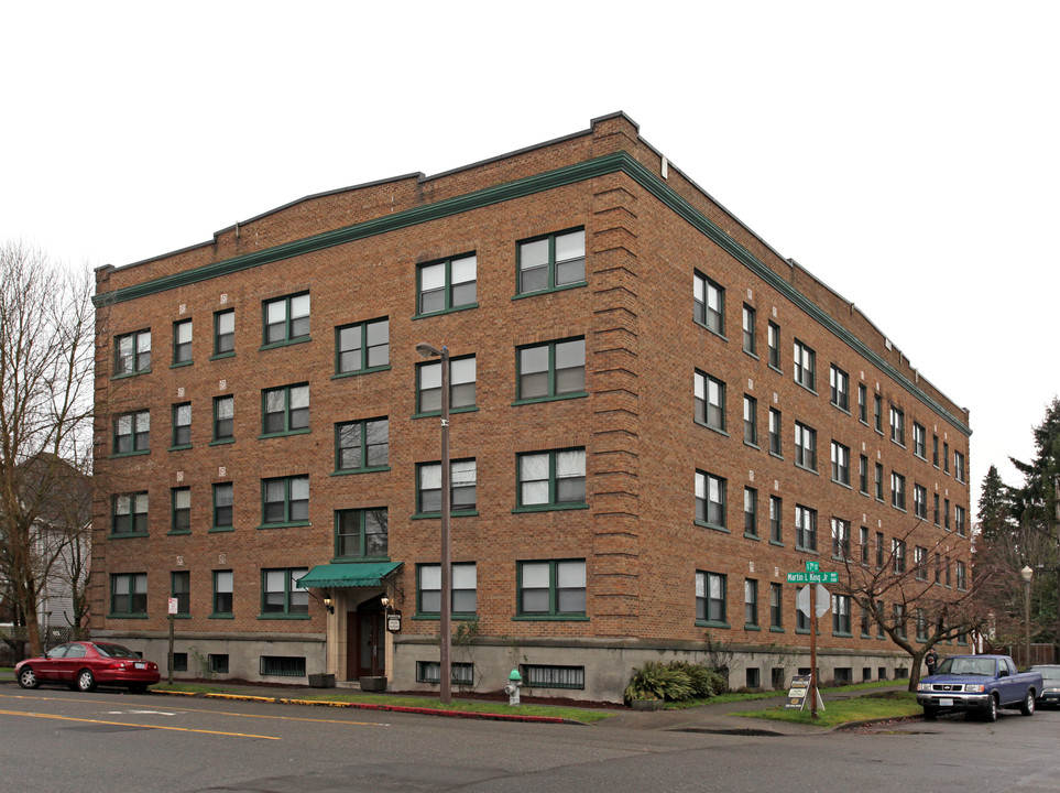 Pennington Apartments in Tacoma, WA - Foto de edificio