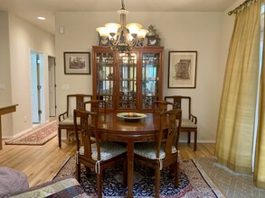 1460 SW Tintinnabulary Pl in Depoe Bay, OR - Building Photo - Building Photo