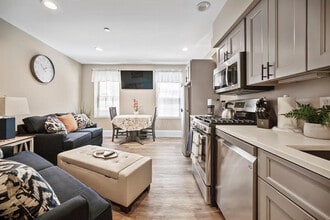 472 Commercial St in Boston, MA - Building Photo - Building Photo