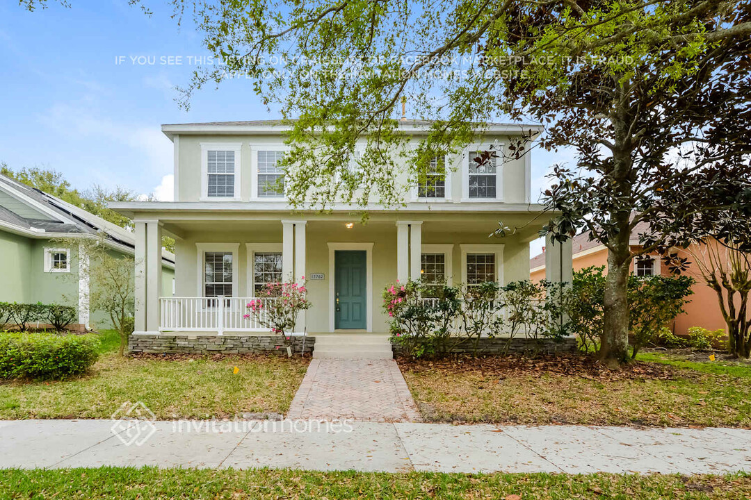 13762 Bluebird Pond Rd in Windermere, FL - Building Photo