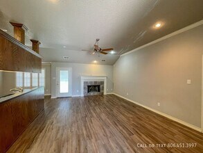 6010 100th St in Lubbock, TX - Building Photo - Building Photo