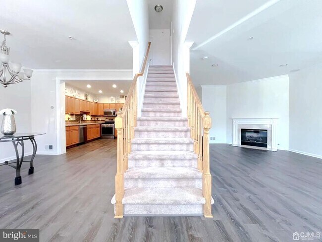 100 Forest Dr in Piscataway, NJ - Building Photo - Building Photo