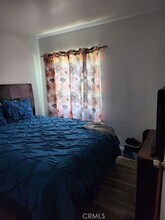 932 W 71st St-Unit -932 1/2 in Los Angeles, CA - Building Photo - Building Photo