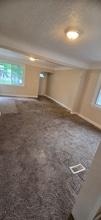 7512 Orchard Ave in Warren, MI - Building Photo - Building Photo