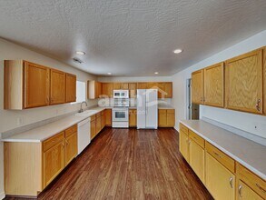 1934 S 725 E in Clearfield, UT - Building Photo - Building Photo