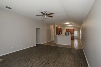 4720 Fox Sedge Ln in Denton, TX - Building Photo - Building Photo