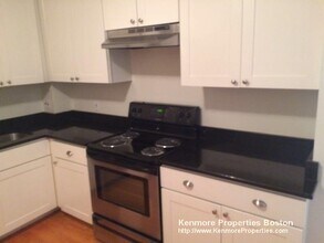 1728 Beacon St in Brookline, MA - Building Photo - Building Photo