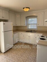 1410 St John Church Rd in La Grange, NC - Building Photo - Building Photo