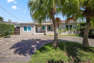 1681 Daytonia Rd in Miami, FL - Building Photo - Building Photo