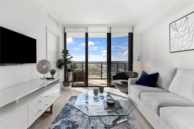 property at 121 NE 34th St