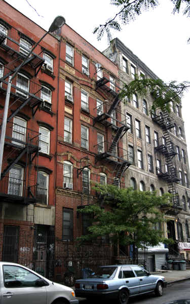 241 Henry St in New York, NY - Building Photo - Building Photo