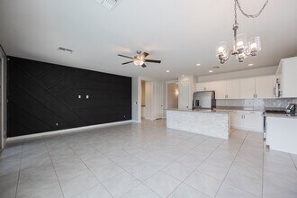 42381 W Mira Ct in Maricopa, AZ - Building Photo - Building Photo