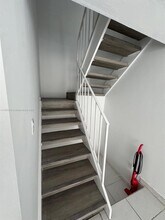 9155 Fontainebleau Blvd in Miami, FL - Building Photo - Building Photo