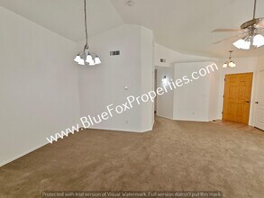 10429 E Oakbrook St in Tucson, AZ - Building Photo - Building Photo