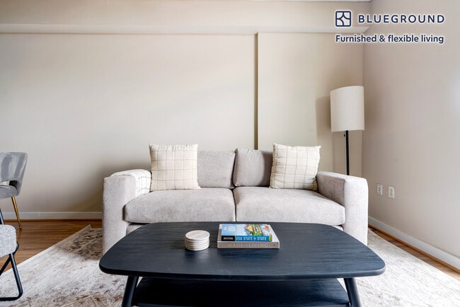1825 7th St NW in Washington, DC - Building Photo - Building Photo