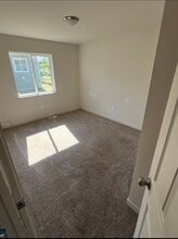 6011 E F St in Tacoma, WA - Foto de edificio - Building Photo