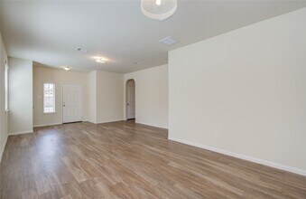 10410 Solitude Way in Houston, TX - Building Photo - Building Photo