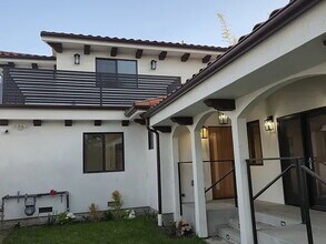 6112 W 6th St in Los Angeles, CA - Building Photo - Building Photo