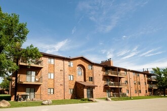 Southview Village in Fargo, ND - Building Photo - Building Photo