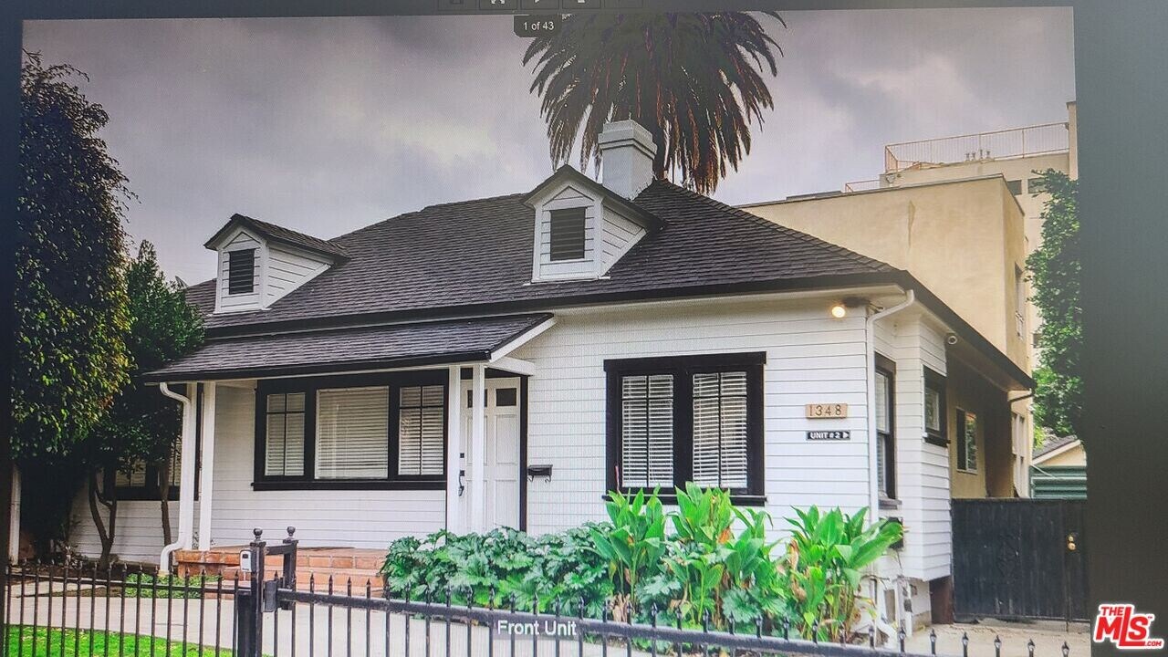 1348 N Detroit St in Los Angeles, CA - Building Photo