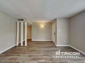 22703 Post Gate Dr in Spring, TX - Building Photo - Building Photo