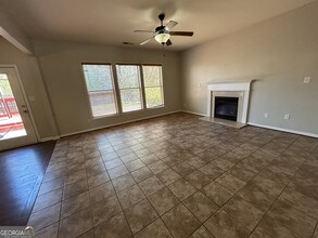 214 Farm Manor Ct in Lawrenceville, GA - Building Photo - Building Photo