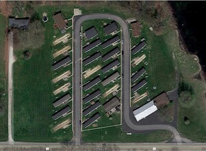 Lake Cicott Shores Mobile Home Park in Logansport, IN - Building Photo - Building Photo