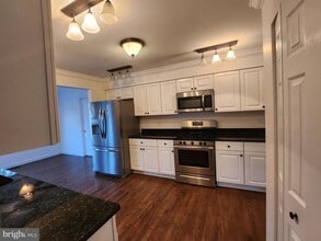 4 Oriole Dr in Voorhees Township, NJ - Building Photo - Building Photo