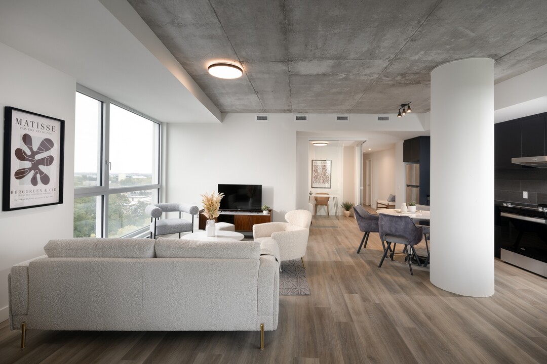 5050 Bd de l'Assomption in Montréal, QC - Building Photo