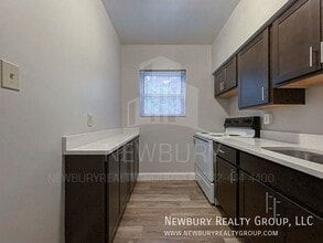 319 San Juan Dr in McKeesport, PA - Building Photo - Building Photo