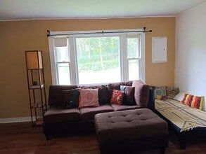 110 Brigham Ln in Lake Katrine, NY - Building Photo - Building Photo