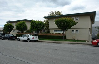 70 Broadway in Millbrae, CA - Building Photo