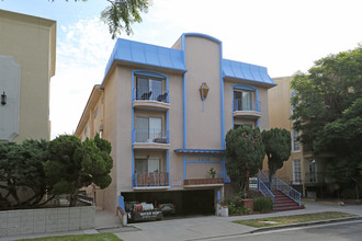 1418 Bentley Ave in Los Angeles, CA - Building Photo - Primary Photo