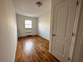 1855 White Plains Rd-Unit -3 in Bronx, NY - Building Photo - Building Photo