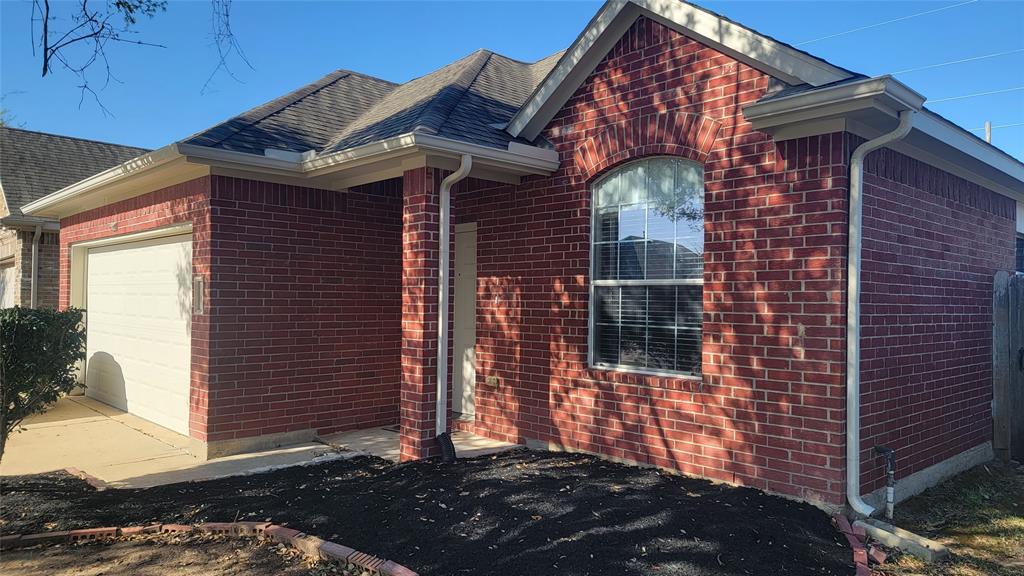 2223 Castle Gardens Ln in Katy, TX - Building Photo