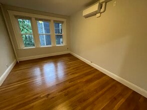 17A Forest St in Cambridge, MA - Foto de edificio - Building Photo