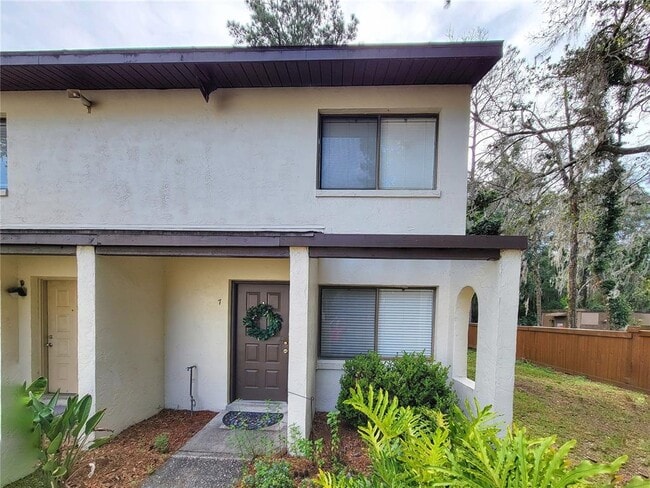 property at 2635 SW 35th Pl