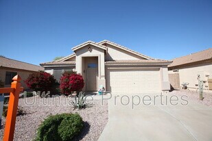 13390 W Watson Ln in Surprise, AZ - Building Photo