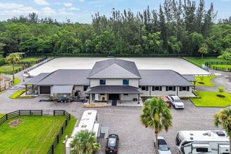 14843 Gruber Ln in Loxahatchee Groves, FL - Building Photo - Building Photo