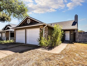 11609 Tallow Field Way in Austin, TX - Building Photo - Building Photo