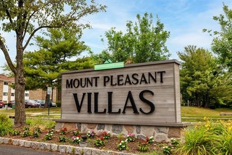 Mount Pleasant Villas in Bridgewater, NJ - Building Photo