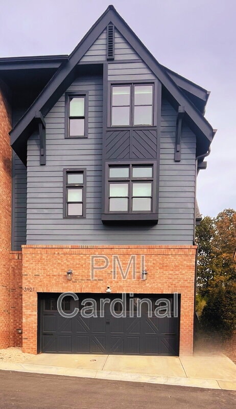 property at 3121 Colyer Pl