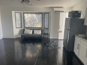 521 Hoyt St in Beatty, NV - Building Photo - Building Photo